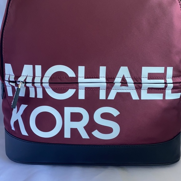 New MICHAEL KORS Large DK BERRY Backpack - Picture 3 of 10